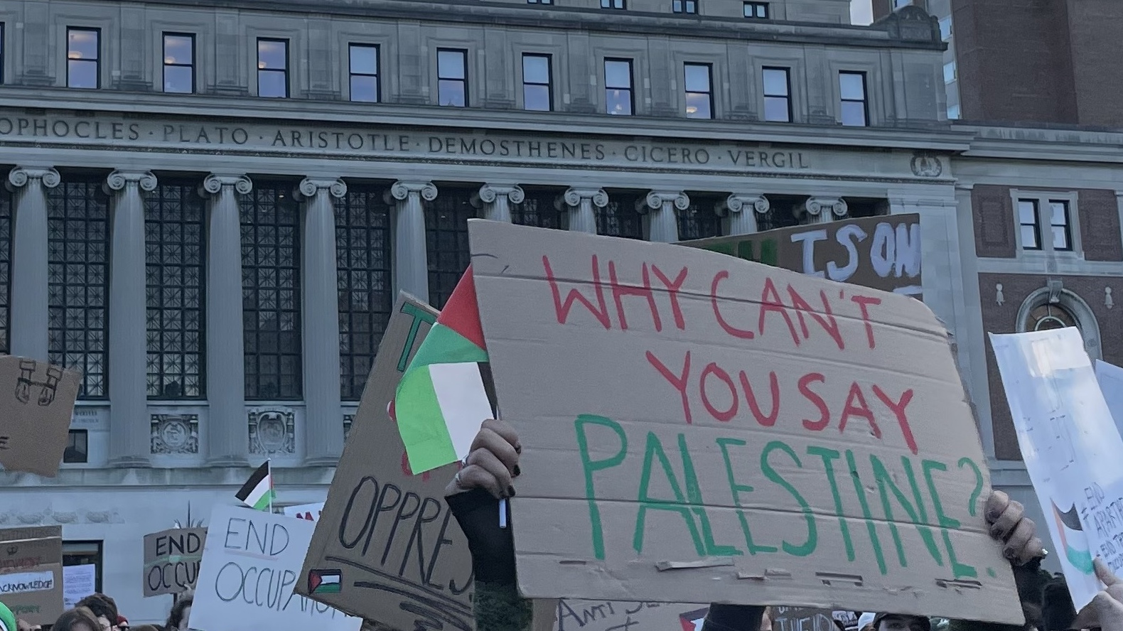 Pro-Palestinian BDS protest at Columbia University, Butler Library